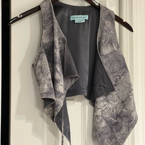 Vest - Picture 3 of 3